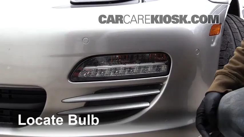 2010 Porsche Panamera 4S 4.8L V8 Lights Fog Light (replace bulb)